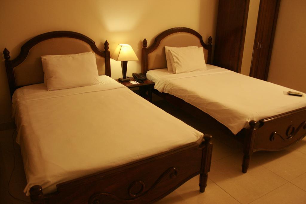 Hotel Ornate Dhaka Exterior photo