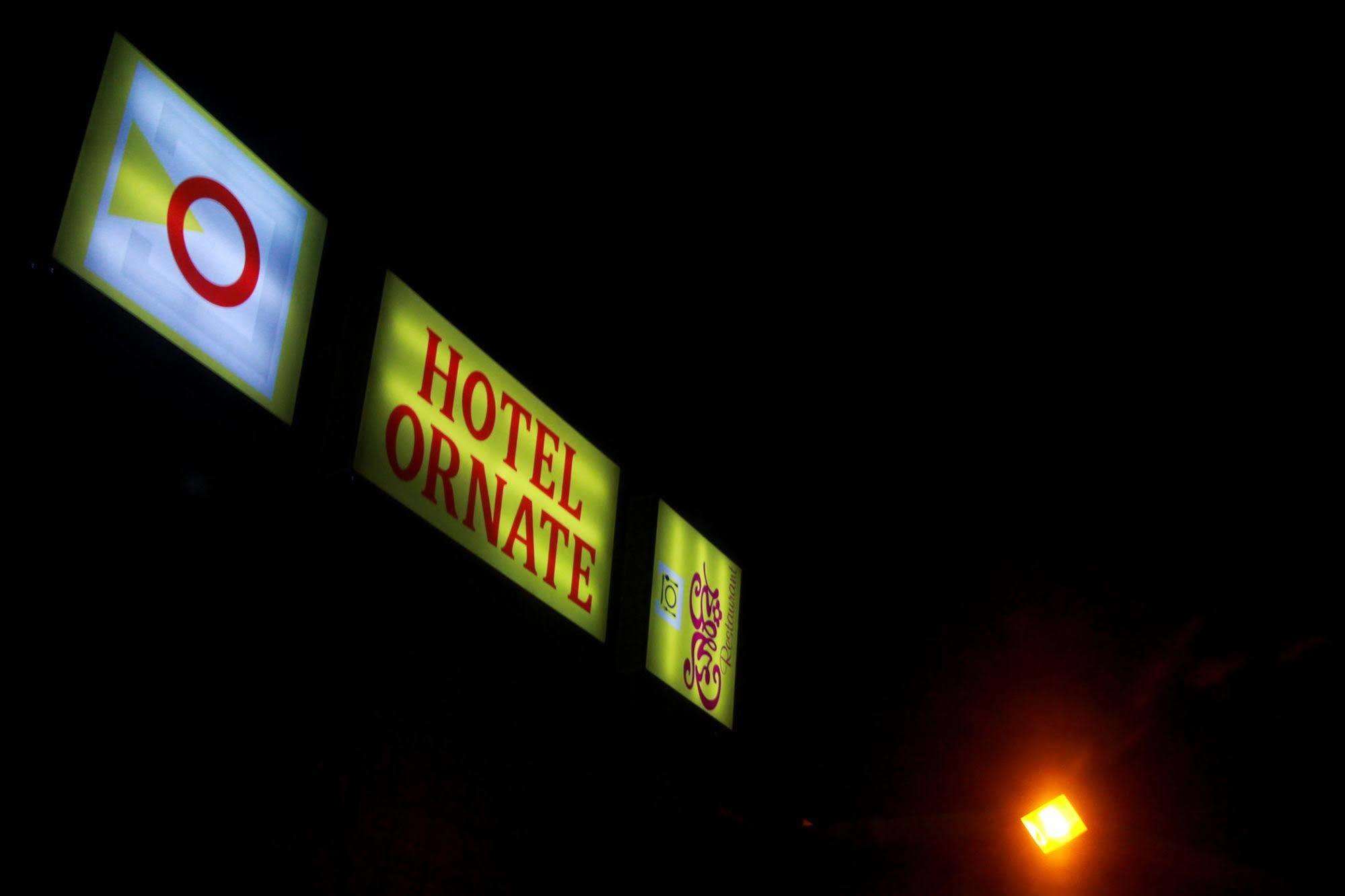 Hotel Ornate Dhaka Exterior photo